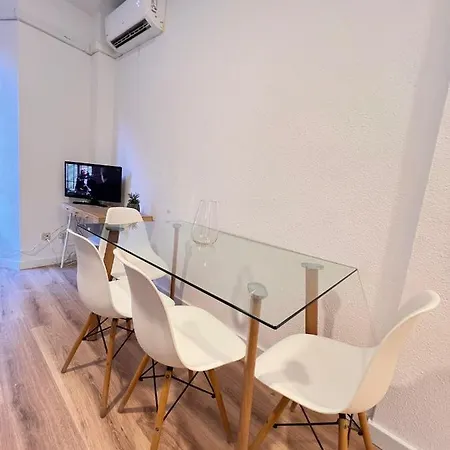 S2plaza De La Merced Especial Grupos Con Parking Apartmán Màlaga